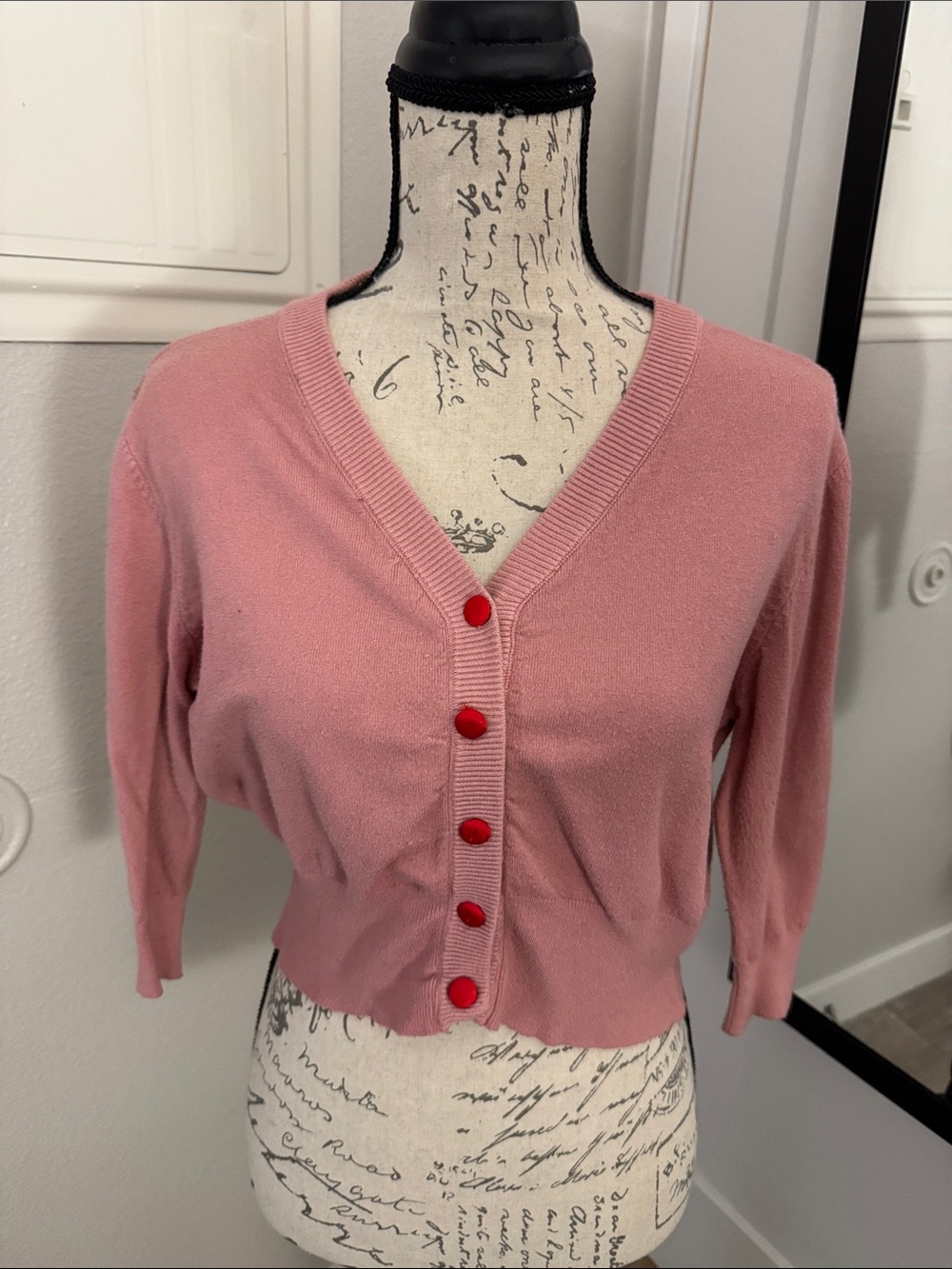 Cropped Pink V-Neck Button Cardigan with Red Buttons